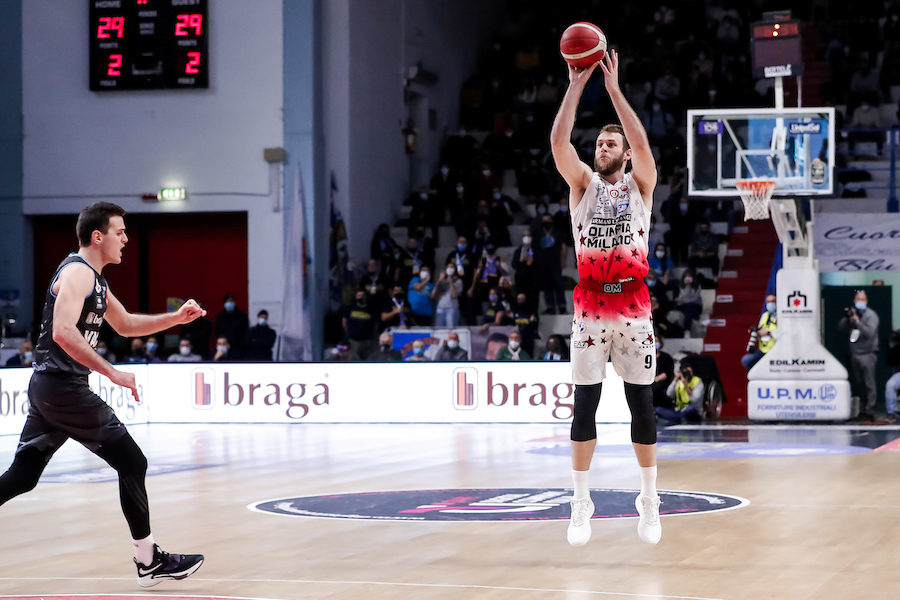 Basket Serie A: K.o per il Brescia, Milano imbattuta