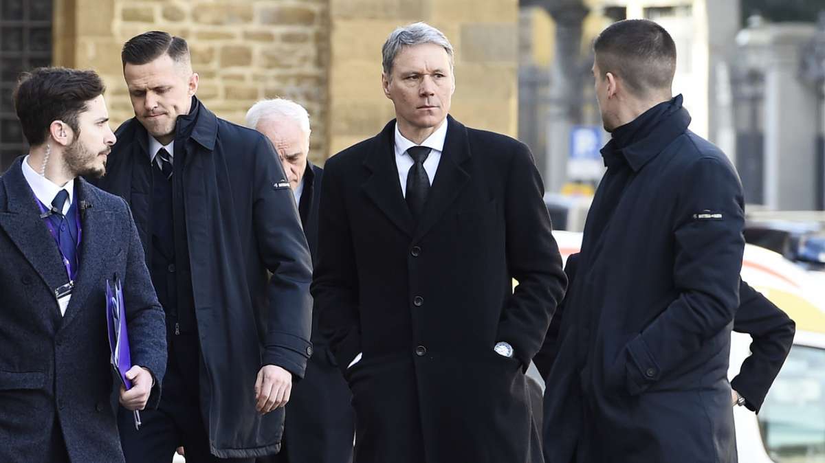 Marco van Basten lascia la televisione per stare accanto alla moglie malata